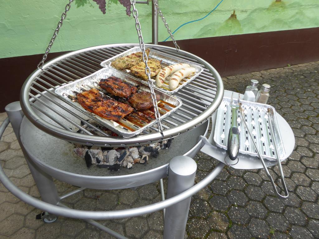 Ferienwohnungen Im Moseltal Лёф Экстерьер фото